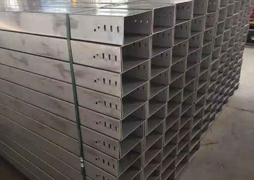桥架厂铸就品质，让桥架跨度更大，可操作性更高！
