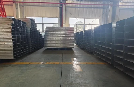 桥架厂VS经销商：在价格与货源稳定上有压倒性优势！